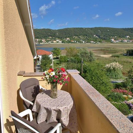 Jaska Anica Apartments Supetarska Draga Bagian luar foto