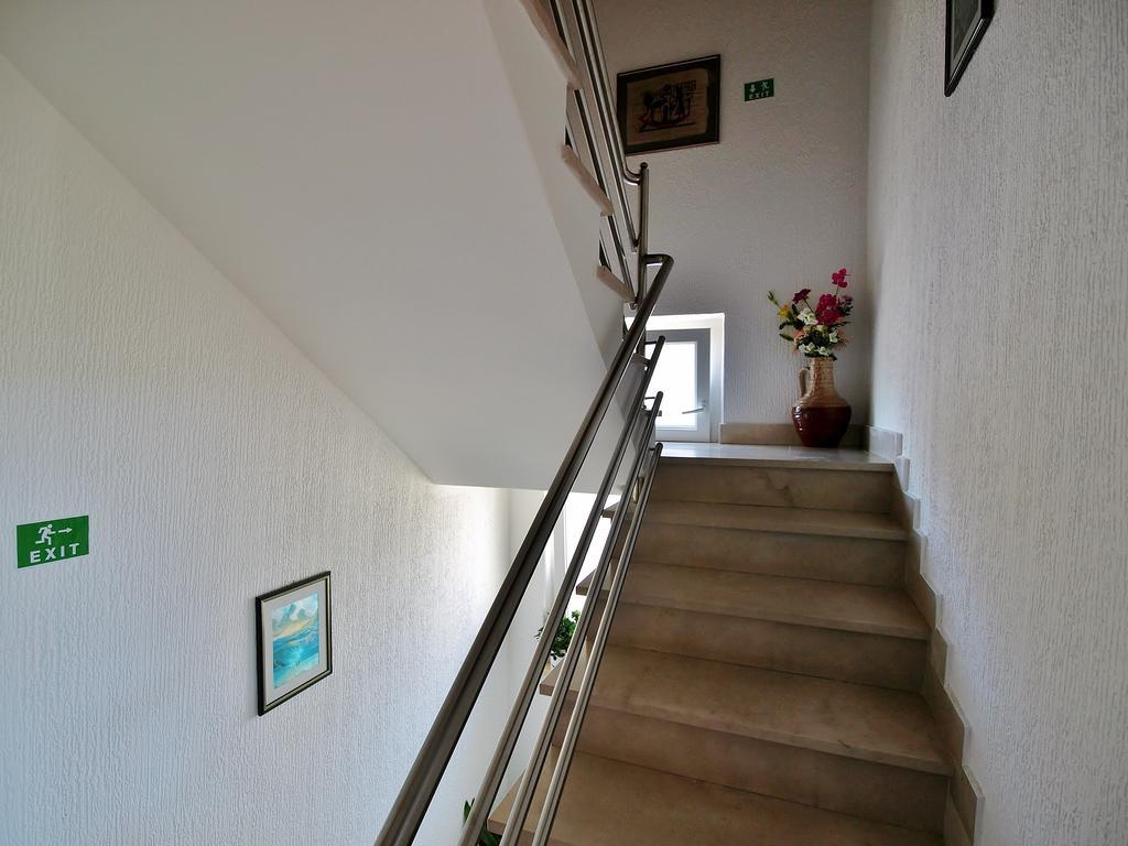 Jaska Anica Apartments Supetarska Draga Bagian luar foto