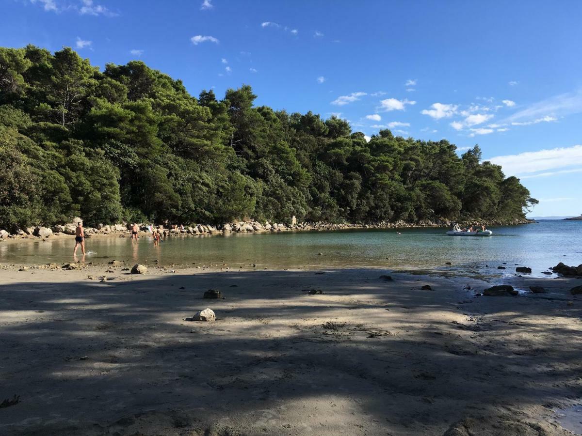 Jaska Anica Apartments Supetarska Draga Bagian luar foto