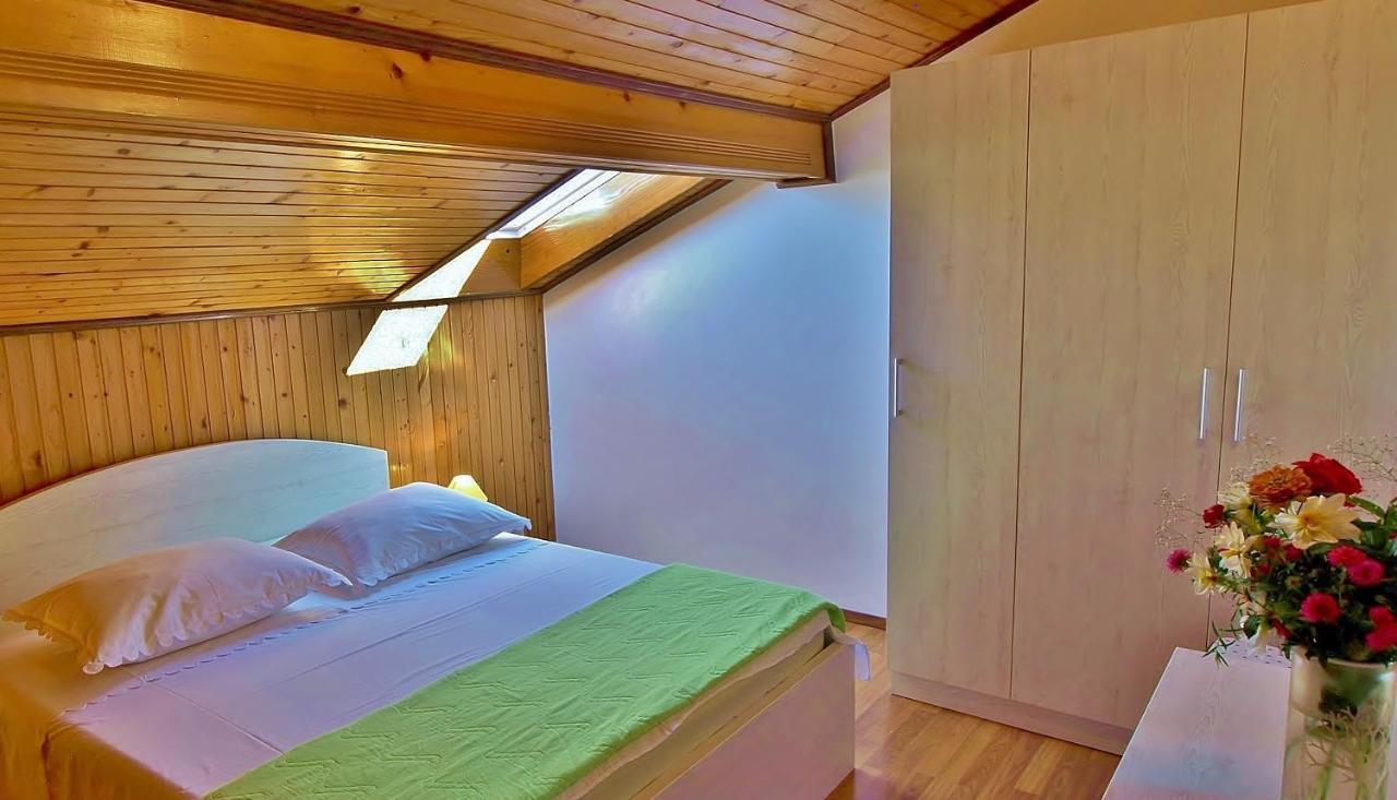 Jaska Anica Apartments Supetarska Draga Bagian luar foto
